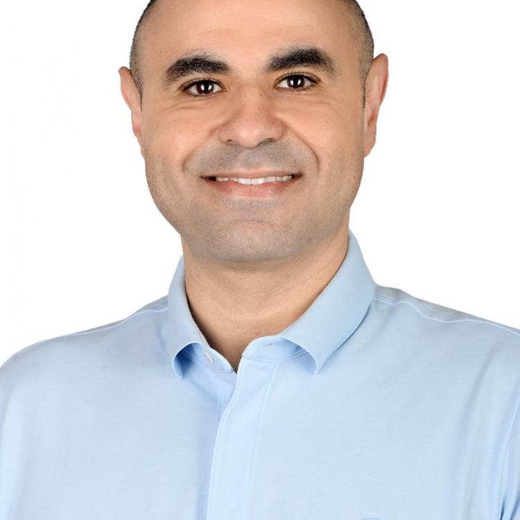   Amir  Elmekkawi